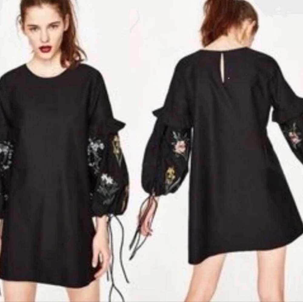 💕HP💕Bleuh Ciel Black Embroidered Balloon Sleeves Shift Dress💕Size L💕